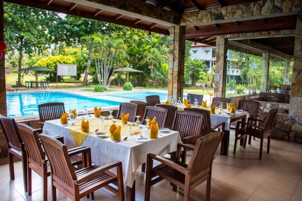 River View Banquet & Resort 와두와 외부 사진